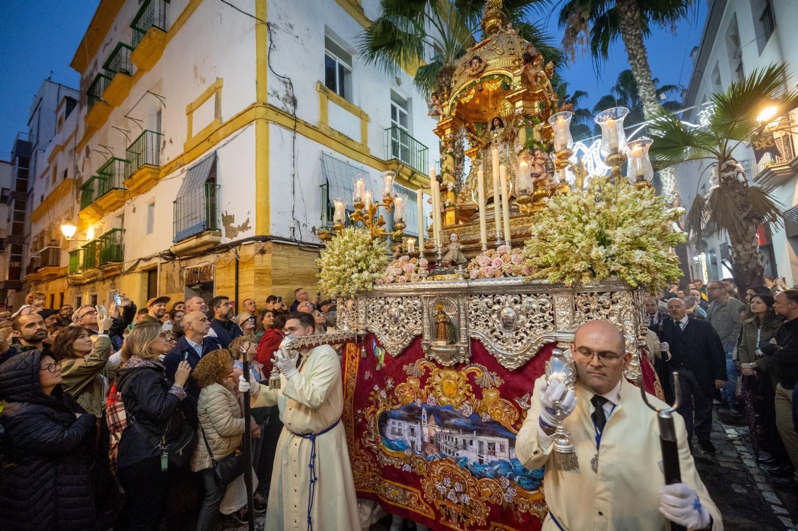 Imagen del Diario de Cádiz, procesión de la virgen
